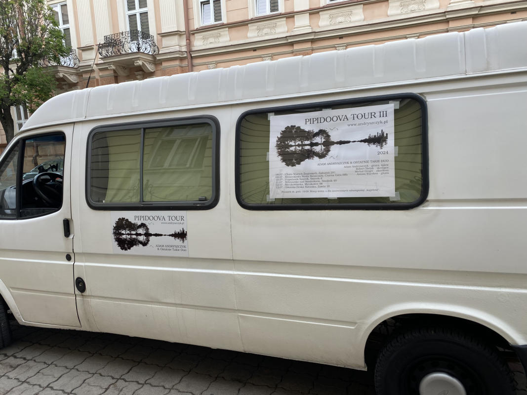ant 04